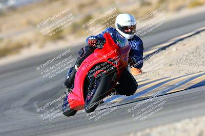 media/Jan-09-2022-SoCal Trackdays (Sun) [[2b1fec8404]]/Turn 11 (935am)/